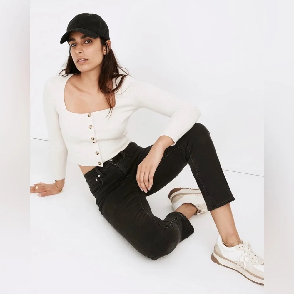 Madewell Classic Straight Jeans in Lunar Wash Black Size 26 Petite